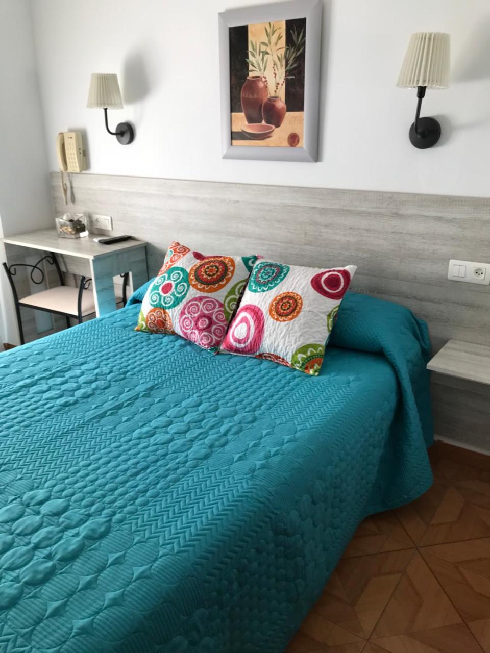 Hostal Argentina Caces Kültér fotó